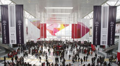 中国国际服装服饰博览会（CHIC）上的“三足鼎立”